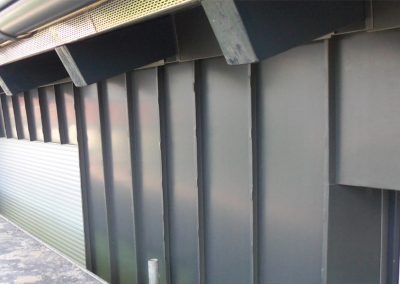 Die Dachdeckerei Heym in Heßheim und Frankenthal steht als Meisterbetrieb für handwerklich erstklassige, pünktliche und akkurate Arbeiten im Neubau, Ausbau und der Altbausanierung/Reparatur von Bedachungen. Rene Heym, Qualität für meisterhafte Lösungen.