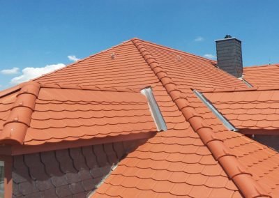 Die Dachdeckerei Heym in Heßheim und Frankenthal steht als Meisterbetrieb für handwerklich erstklassige, pünktliche und akkurate Arbeiten im Neubau, Ausbau und der Altbausanierung/Reparatur von Bedachungen. Rene Heym, Qualität für meisterhafte Lösungen.